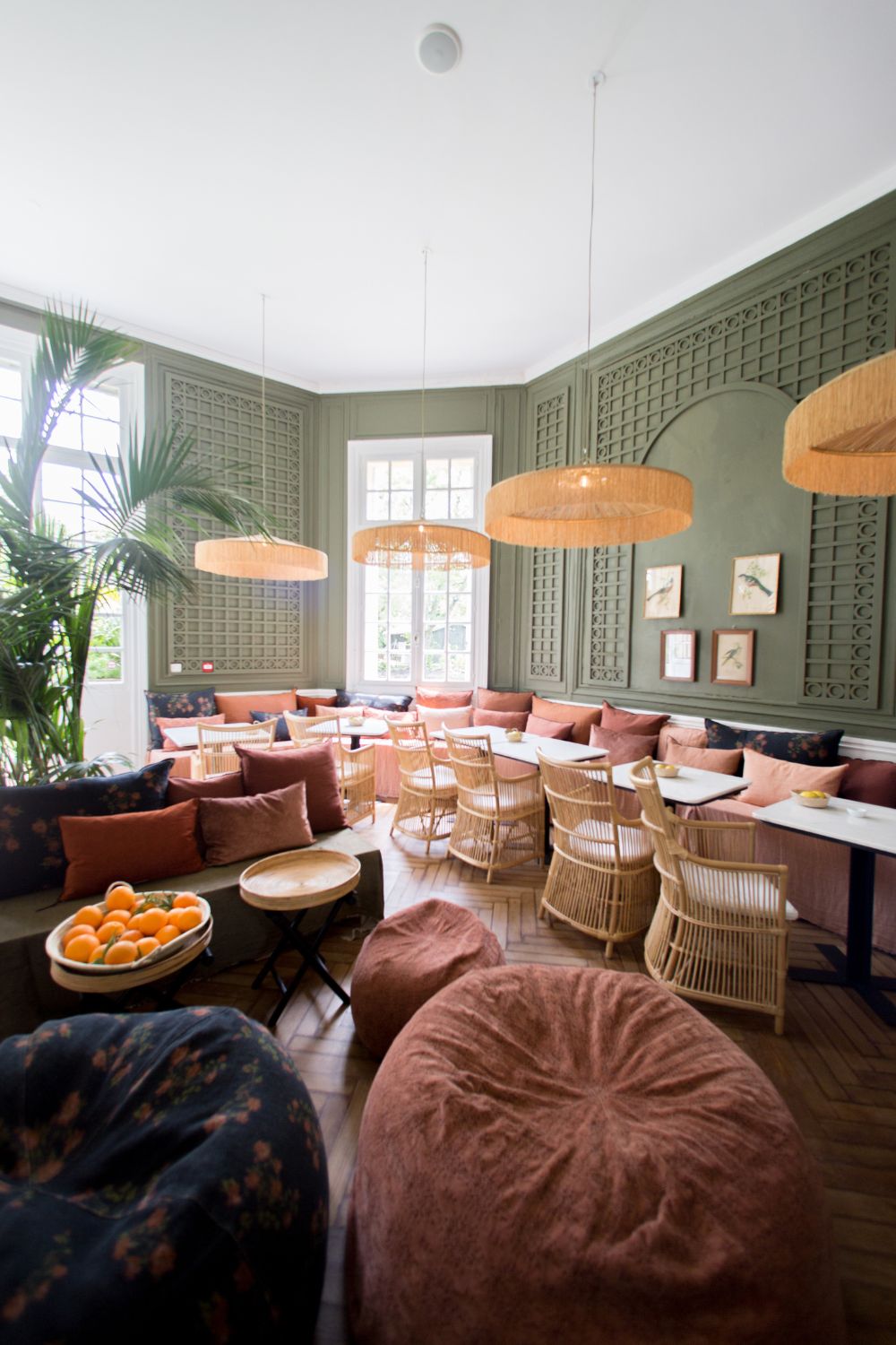 salle_restaurant_les_petits_caprices